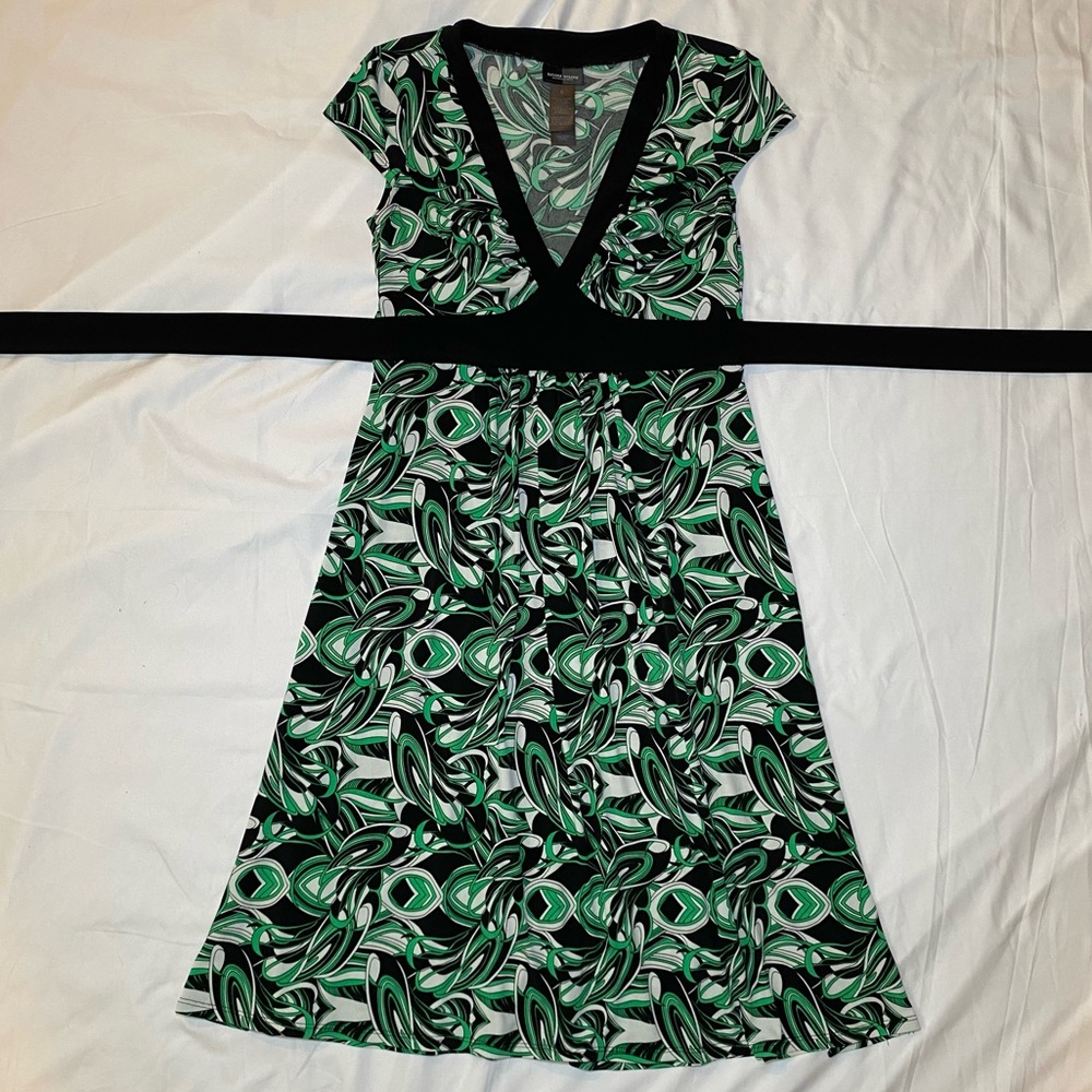 Vintage 00s Y2K Green and Black Abstract Patterned Midi Dress with Tie Back - Picture 2 of 7
